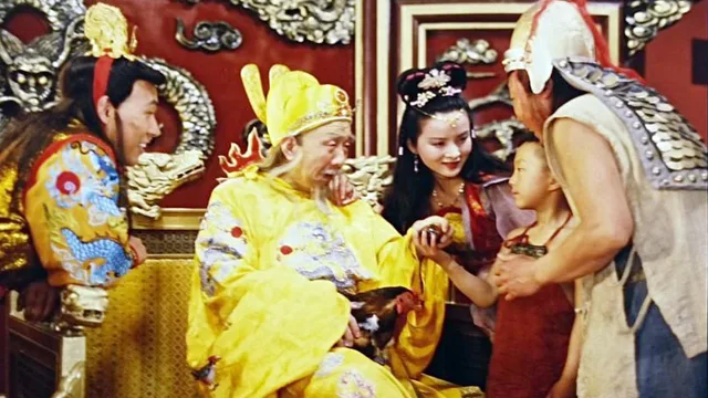 宫廷斗鸡 剧照 1