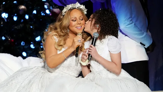 Mariah Carey: Merry Christmas to All! 剧照 3
