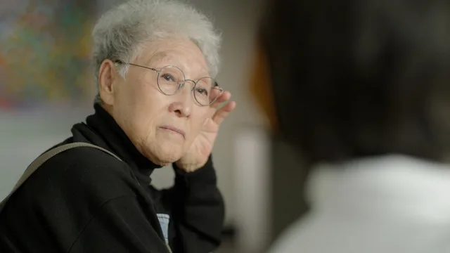 김윤신은 미술관에 없다 剧照 4
