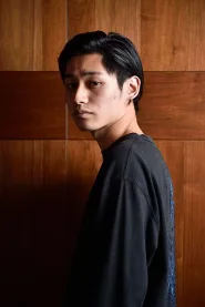 平冈拓真