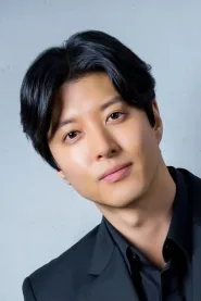李东健