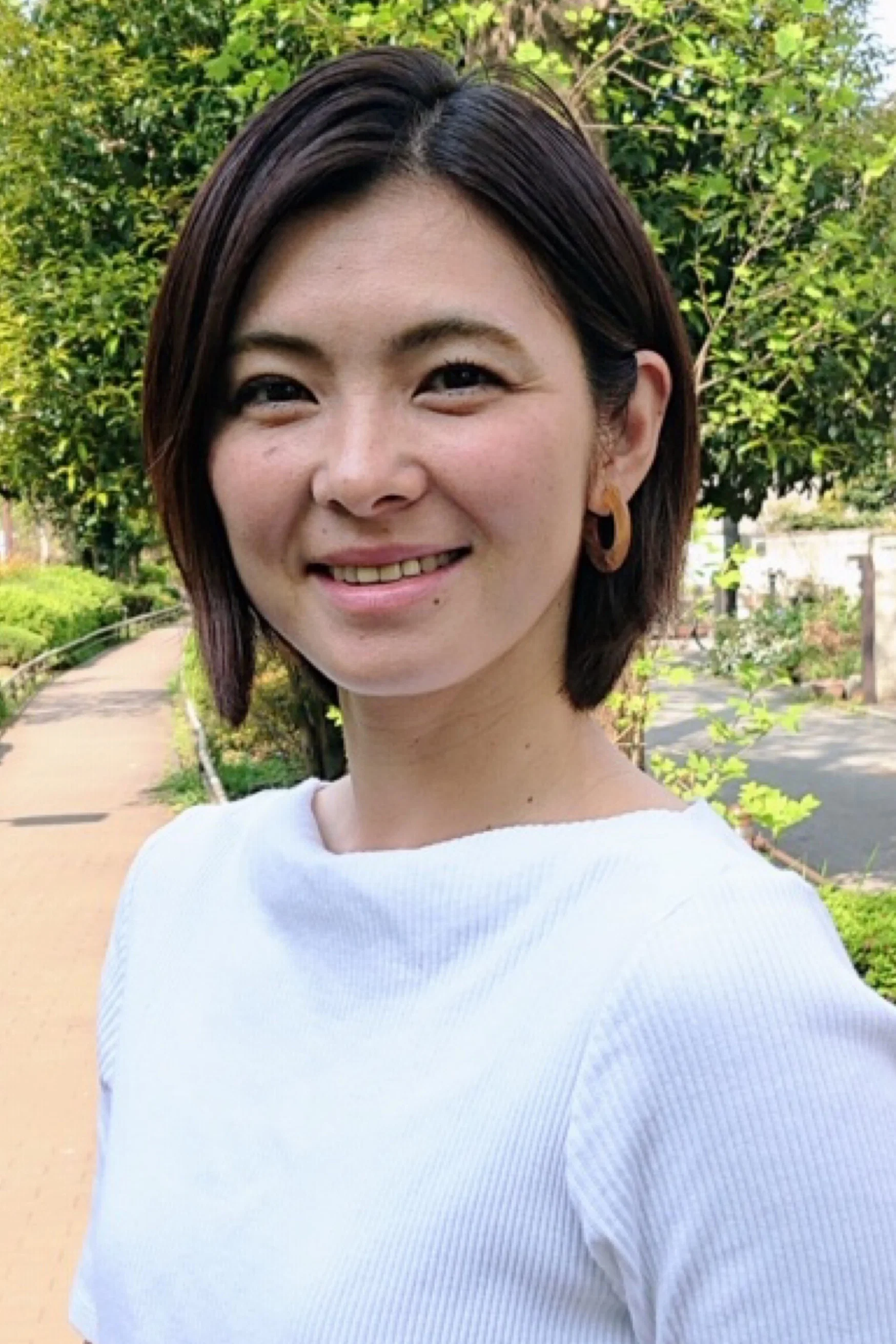 秋谷智子