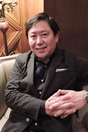 武内英树