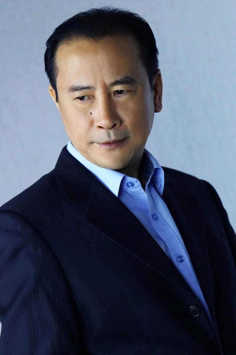 由立平