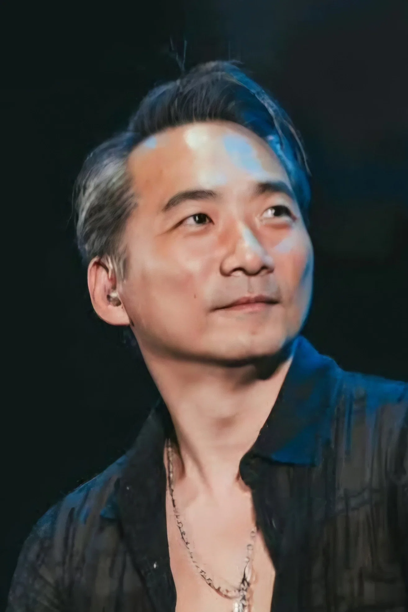 石锦航