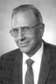 Robert Lynn