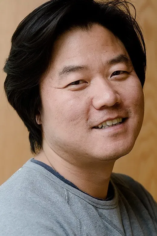 罗暎锡