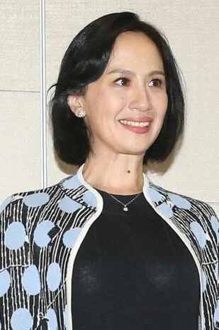 黄采仪