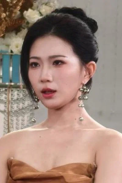 张诗倩