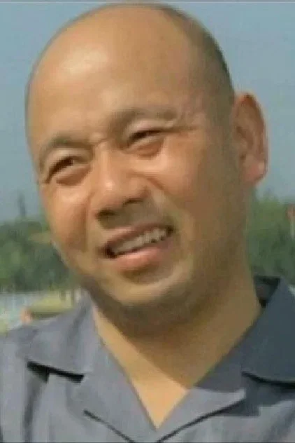 上官亮