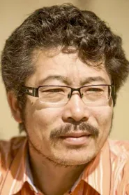 巴音