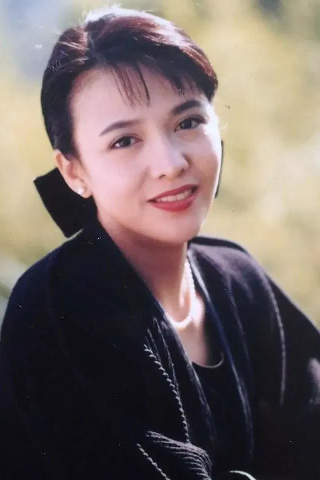 郑裕玲