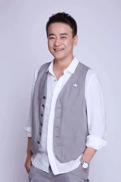 罗钢