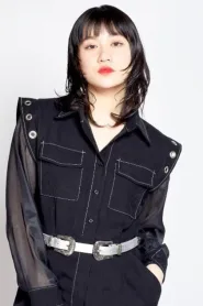 佐佐木莉佳子