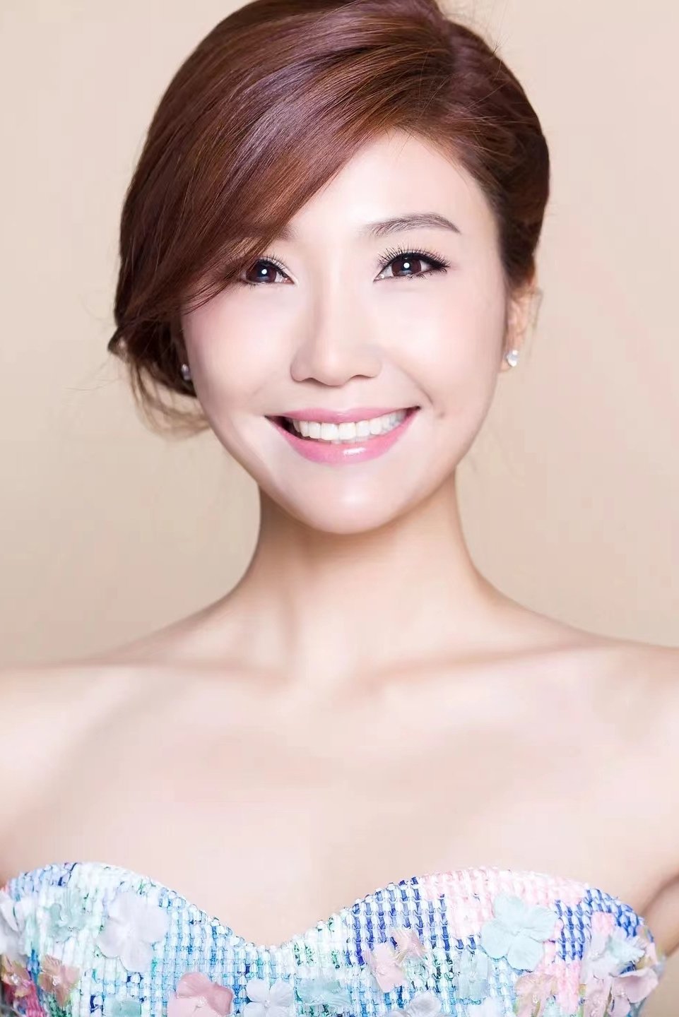张扬