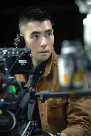 车亮逸