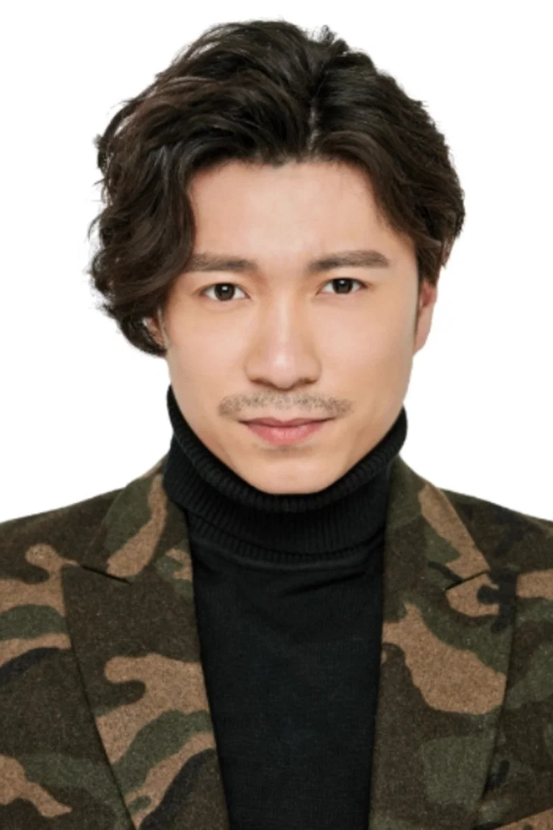李昆鹰