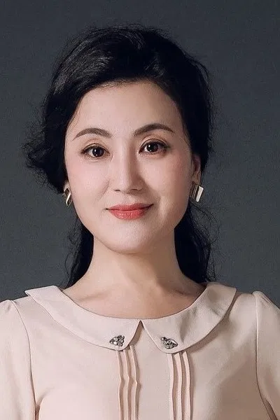 贾舒夷