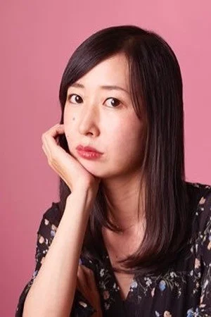岸本鮎佳