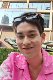 สัพพัญญู ปนาทกุล