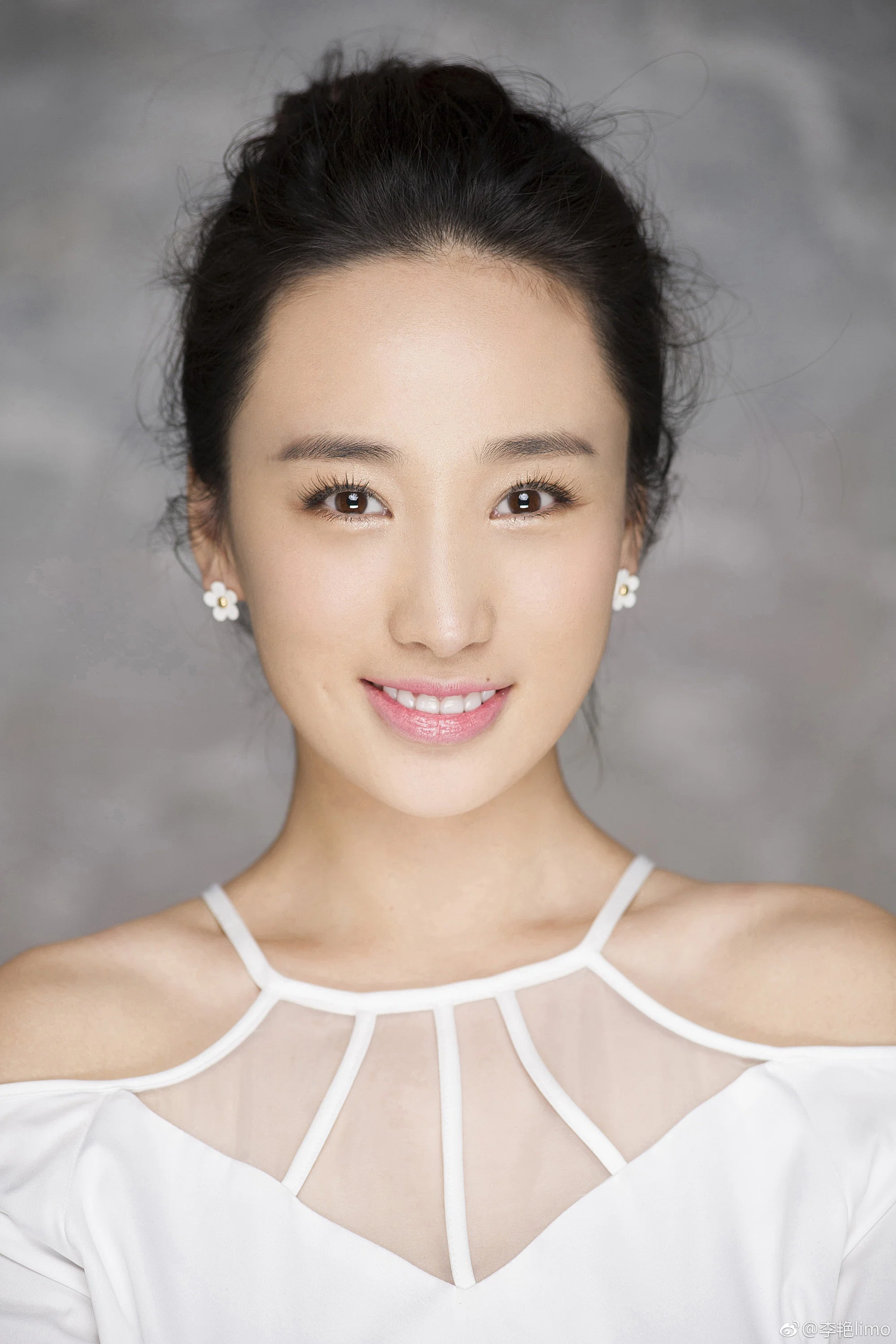李依蔓
