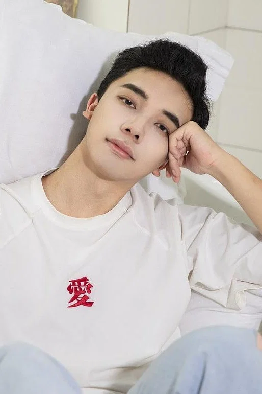 李卓霆