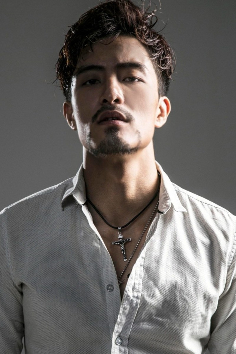 丘子健