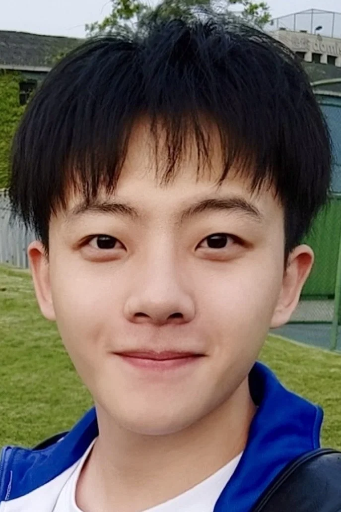李亚泽