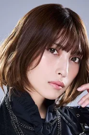 上杉真央