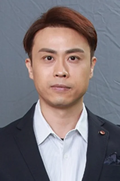 嘉骏