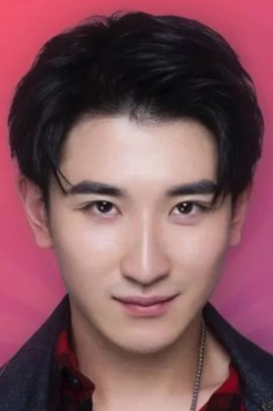 李佳桐