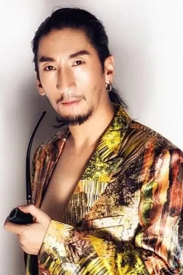 居琼钦