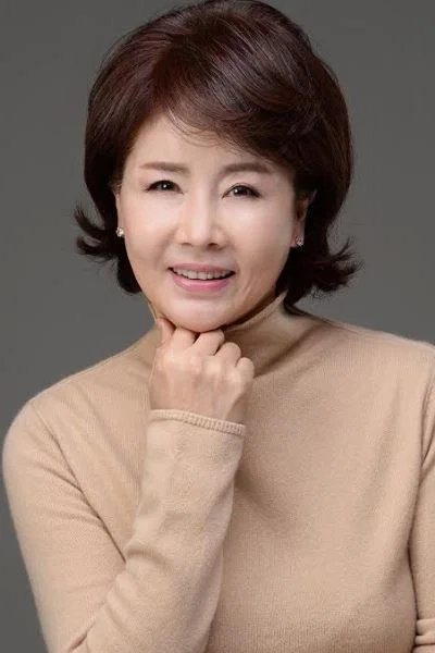 鲜于银淑