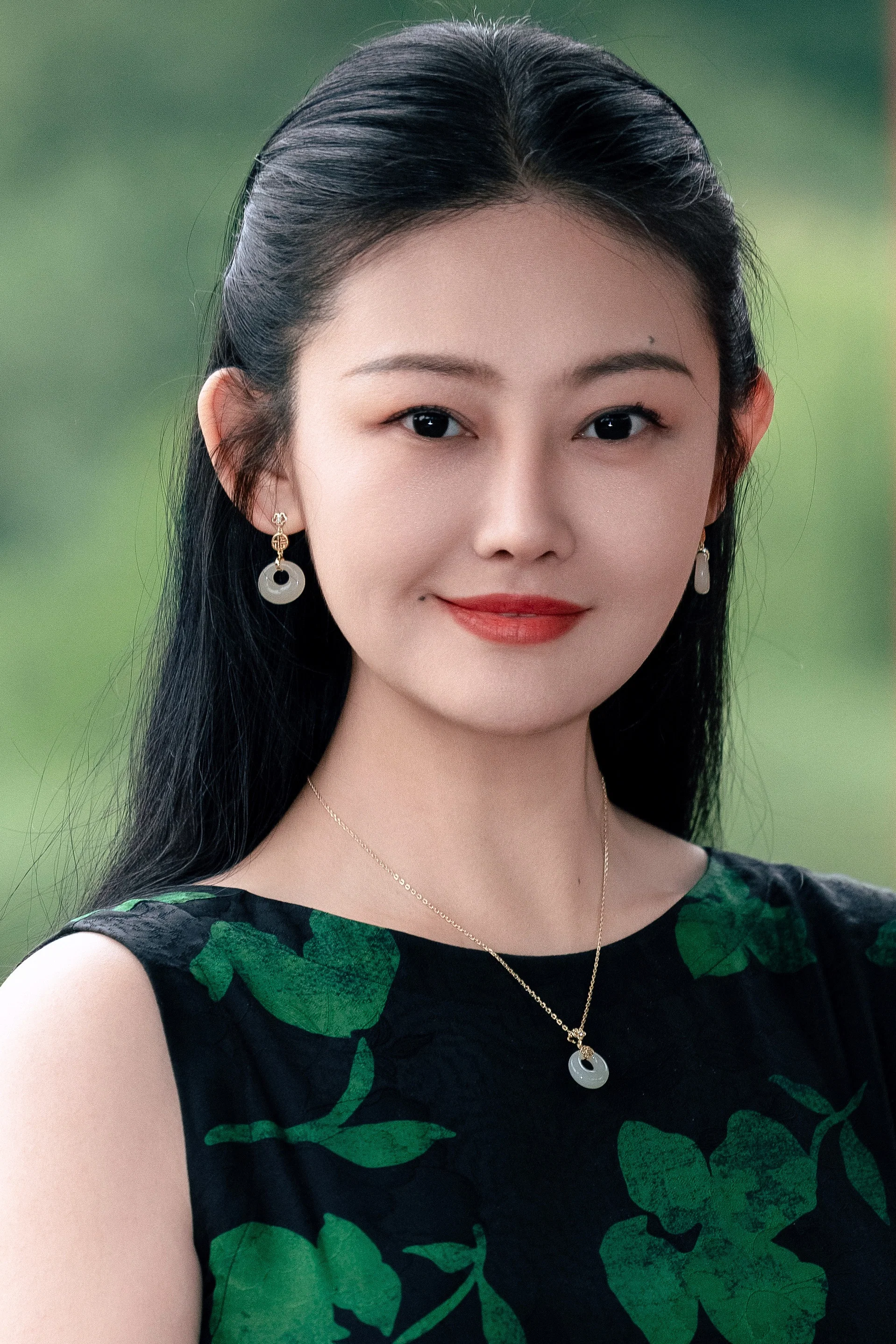 张佳