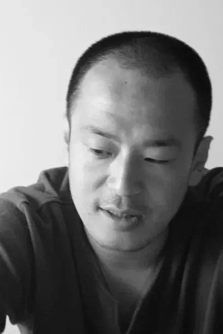 王波