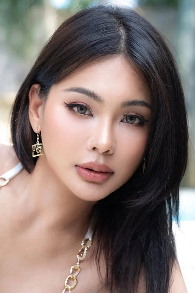 อลิสา เข็มนาค
