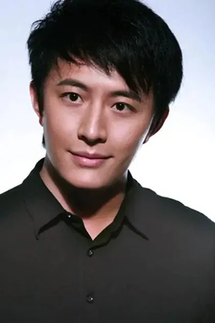 翟羽佳