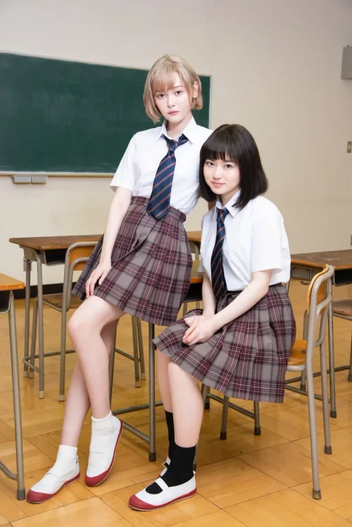 骚动时节的少女们啊